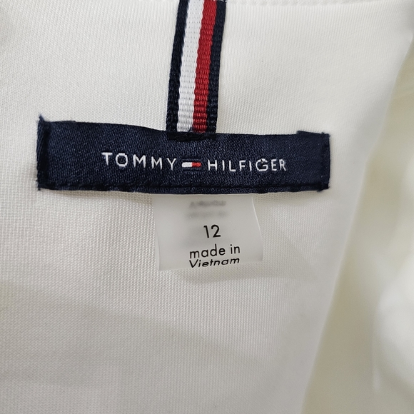 Tommy Hilfiger Nwot White/Black Colorblock Flutter Cap Sleeve Scuba Sheath Dress - Picture 4 of 16